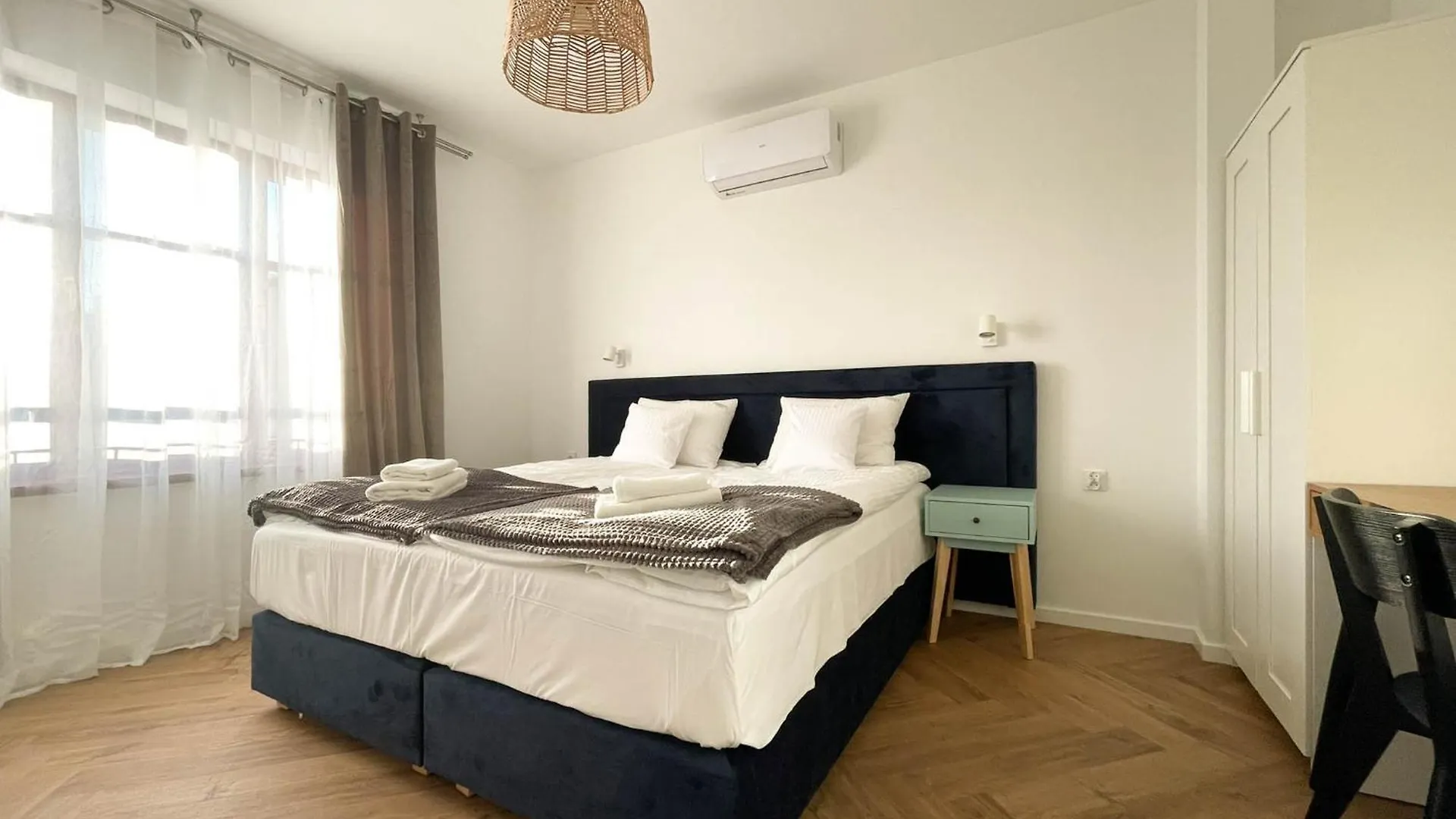S45 Apt By Promodero Krakow 0*,  Poland
