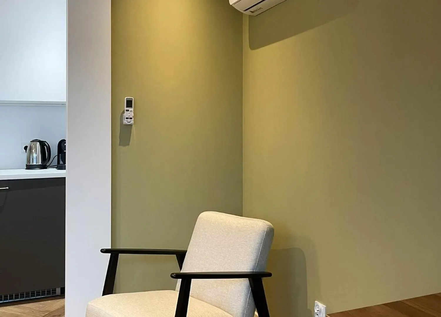 S45 Apt By Promodero Krakow Poland