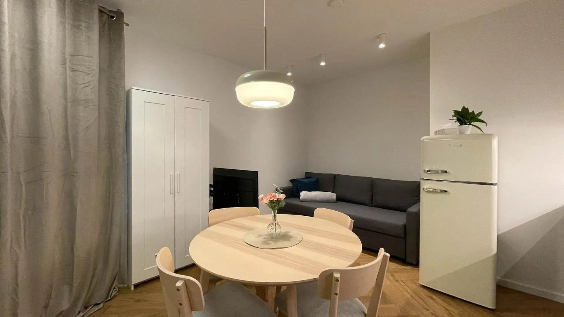 Apartment S45 Apt By Promodero Krakow